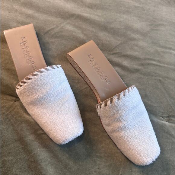 Shannon Diego KATE White Calf Hair Slide On Mule Flats 6.5 - Picture 1 of 5